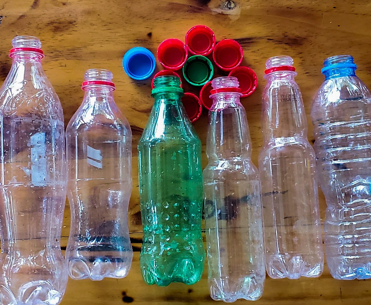 Sử dụng những chai nhựa